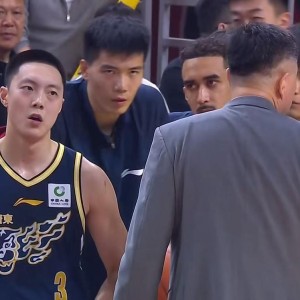 im电竞APP-最新消息！广东强力锋卫正式到位，杜锋为他放弃“白矮”？