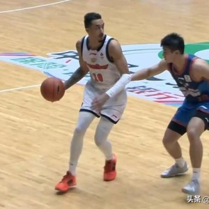 杜锋：外援对球队体系重要性占比非常大 奎因首次打CBA需更多适应