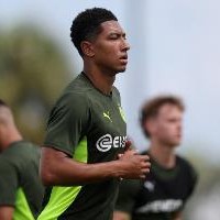 图片报：多特7将争2个后腰位置，高层更希望小贝林等年轻球员出任