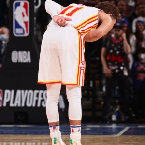 im电竞-🔥赛季首笔交易正式达成！老鹰官宣特雷·杨换CJ+基斯珀特交易