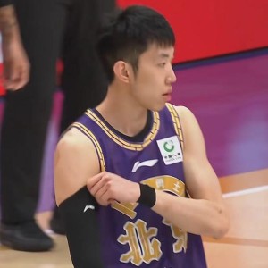 im电竞APP-广厦男篮23分大胜北控，全场火力碾压，胡金秋22+7廖三宁9中3！